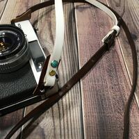 イタリアンレザー　本革カメラストラップ　ホワイト/ブラウン　【送料無料】