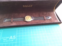 良好 ケース付 レア ヴィンテージ BALLY バリー SWISS MADE 73.01 デイト シルバー×ゴールド 純正ブレス クオーツ メンズ 腕時計