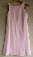 BeBe べべ　ウールジャンパースカート 白にピンクの千鳥格子　１５０