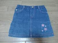 USED★お花の刺繍付ストレッチデニムミニスカート　110cm