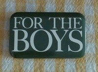 【送料無料】【映画 フォー・ザ・ボーイズ 缶バッジ】FOR THE BOYS ベット・ミドラー