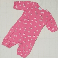 ◇275 HAKKA BABY　ブルテリアプリント　ピンクの2WAYロンパース　F