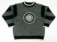 90s DKNY 立体ロゴ メンズ セーター Mサイズ相当 ダナキャラン ニット asap rocky 　rita ora 