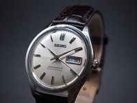 セイコー三代目自動巻腕時計　セイコー　マチック　R　30石　デイデイト　イルカマーク　ダイヤショック　稼働点検済み　新品ベルト