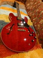 超美品！　Maple Top　Gibson 2020年製 ES-335 Figured Sixties Cherry　購入後ほぼ未使用（自宅で音出しのみ）　入札・落札制限あり