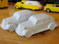 当時物陶磁器トヨダAA型国産名車2台ノベルティシガレットケース型希少陶器製自動車オブジェ旧家整理品