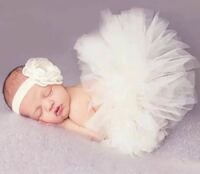 ニューボーンフォト ベビー　新生児　記念撮影　スカート　ヘア飾り付き ホワイト