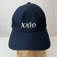 美品 XXIO ゼクシオ DUNLOP ダンロップ キャップ 帽子 フリーサイズ 紺 ネイビー フリーサイズ スポーツ golf ゴルフ ツアー 刺繍 ロゴ