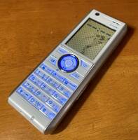 NTT docomo　携帯電話 D702i ホワイト　外装交換済み　中古品　ガラケー　ストレート