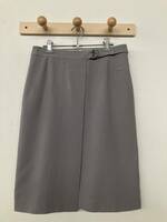 ARMANI COLLEZIONI アルマーニ コレツォーニ イタリア製 ひざ丈スカート 裏地付き 美品(ほぼ未着用) size 42