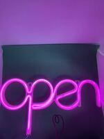 OPEN オープン LEDライト 新品、未使用 光源白、枠はピンク色 アメリカンなLEDネオンライト、LEDネオン看板です。 