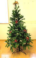 クリスマスツリー150cm・イルミネーションライト・オーナメント（木の実・リボン）・台座カバー ・箱付