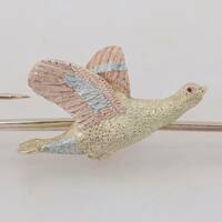 15ct 英国製 アンティークジュエリー バードバーブローチ K15 Pt1000 鳥 ルビー 彫金