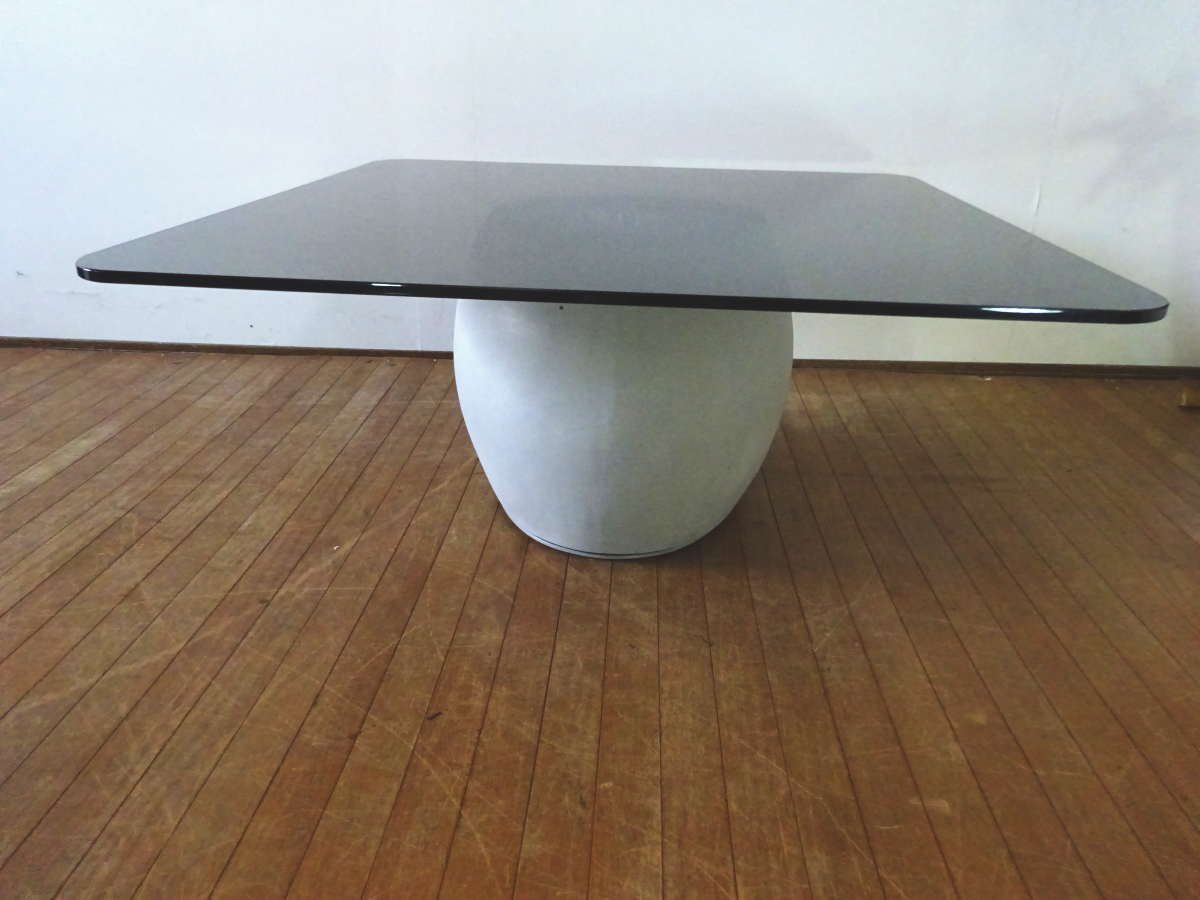 Center table - Table - Furniture, interior goods - House, interior