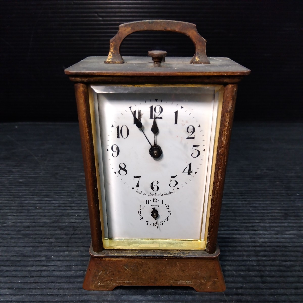 Table clock - Table clocks , Wall clocks - Interior small article