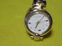 珍品　デザイン　クレージュ　女性用腕時計　MADE　IN　JAPAN　ジャンク品