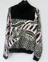 ●美品(cacharel)キャシャレル/黒ピンク総柄シルク&黒ニットのタートルセーター/2 サイズ/M~L相当