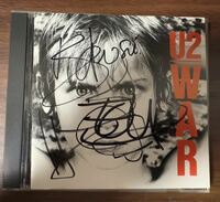 U2/ボノ、ジ・エッジ、アダム・クレイトン、ラリー・マレン・ジュニア 直筆サイン入りCD