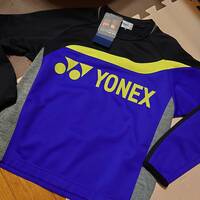 新品タグ付YONEXヒートカプセル　ジュニア　ライト　トレーナー130テニス　バドミントン卓球ヨネックス