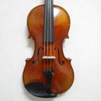 1977年　製作者:Mario Gadda(Ganba)　製作地:イタリア(マントヴァ)　裏面一枚板　フルサイズ　ヴァイオリン　即演奏可能