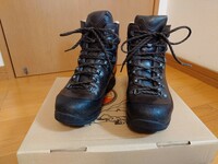おまけ付き！HANWAG/ハンワグ ユーコン レディ Size UK:5（約24.0cm）カーフレザー 足囲広め　トレッキングシューズ 登山靴　送料無料