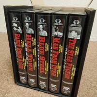 瓶]VHSビデオテープ5本組 ジョン・ウェイン・コレクション The WesternsⅡ JOHN WAYNE COLLECTION 日本語吹き替え