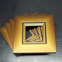 額縁　訳あり ４枚セット 正方形　１０センチ　ＭＤＦ製　ゴールド面金　水彩画・デッサン画に　アートフレーム