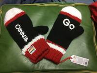 2402新品ハドソンズベイHUDSON'S BAYパネル マルチ アクリル ニット手袋グローブS/MミトンCANADAカナダOLYMPICオリンピック