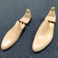 【クロケット＆ジョーンズ】本物 CROCKETT&JONESシューズキーパー サイズ9 純正品 シューキーパー 靴用品 シューツリー 木製 紳士 メンズ