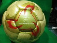 FIFAワールドカップ日韓2002大会 オフィシャルマッチボール 大会使用球 5号球 adidas FEVERNOVA フィーバーノヴァ