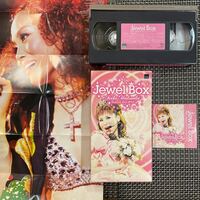 VHS ビデオテープ　松田聖子　コンサート ツアー 2002 Jewel Box 歌詞ピンナップあり、シールあり、綺麗！