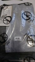 【送料無料】　D.KELLY JAPAN　新品タグ付 ショルダーバッグ　ライトグレー色　合成皮革　スマホショルダー　定価10,780円