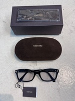 美品 TOM FORD/トムフォード TF5724-D-B プラスチック メガネ ブラック メンズ ブランド　