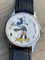 腕時計 手巻き Disney ミッキーマウス 丸型 USTIME TIMEX アンティーク レトロ 1968's 稼働品 希少