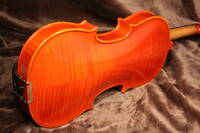 工房製　バイオリン　フルバーニッシュ　カーボン弓　付属　セット