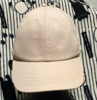 春にオススメ♪ベージュピンク色ローキャップ[H&M エイチアンドエム]スナップバックキャップ帽子CAP/56-58cmサイズ/男女OKユニセックス仕様