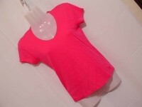 sy484 新品 UNITED COLORS OF BENETTON 半袖 Tシャツ ピンク ■ 無地 ■ Vネック シンプル カットソー 未使用品 Sサイズ