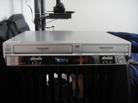 Panasonic DMR-E75V VHS-DVDダビングデッキ
