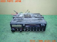 3UPJ=12130518]ジープラングラー(S8H(改))Panasonic パナソニック カセットプレイヤー CQ-B535DK 中古