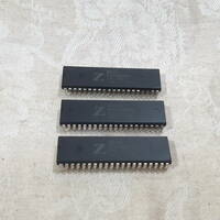 新品・未使用品 ZILOG 　Z80-CPU×3個セットIC ビンテージCPU Z84C0020PEC 84C0020 20Mhz　DIP-40　送料120円～