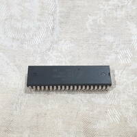 新品・未使用品 ZILOG 　IC ビンテージCPU Z84C0020PEC 84C0020 Z80-CPU 20Mhz　DIP-40　送料120円～