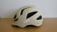 c590-40239　展示品 P2R MIPS搭載 自転車用インモールドヘルメット 子供用 ベージュ XS/S 48-52cm アウトドア