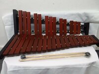 r5327　YAMAHA　ヤマハ 木琴　楽器　茶色系ｘ黒系　打楽器　バチ新品
