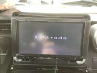 STRADA カ－ナビ /BL 地デジ (2018) CN-RE05D MIT 24040101