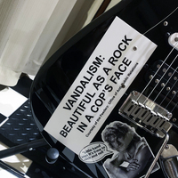 VANDALISM STICKER★バンパーステッカー カートコバーン NIRVANA Kurt Cobain ギター グランジ 90s Grunge ニルヴァーナ PUNK HARD CORE