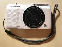 ☆OLYMPUS デジタルカメラ VG-170 ホワイト 1400万画素・中古品・綺麗です・送料無料
