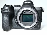 Nikon Z5 ボディ シャッター回数4,100回