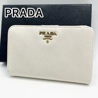 【希少】プラダ　サフィアーノ　二つ折り財布　ホワイト