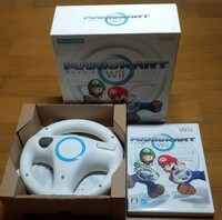 【Wii】 マリオカートWii★ Wii ハンドル付き 任天堂　外箱付き
