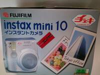 FUJIFILM・チェキ・instax mini10・インスタントカメラ・未使用フイルム・電池【残量は不明】・取説・箱・動作未確認です